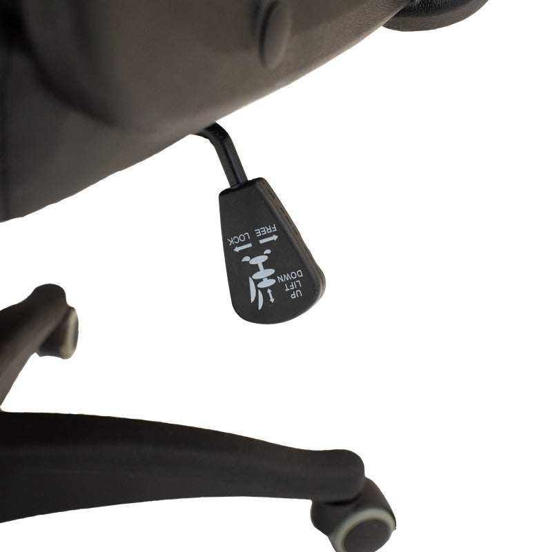 Мениджърски офис стол Roby с PU в черен цвят