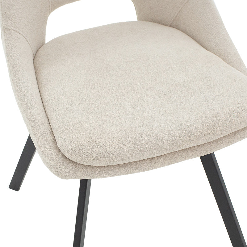 Стол Initiate /букле цвят крем-черни крака