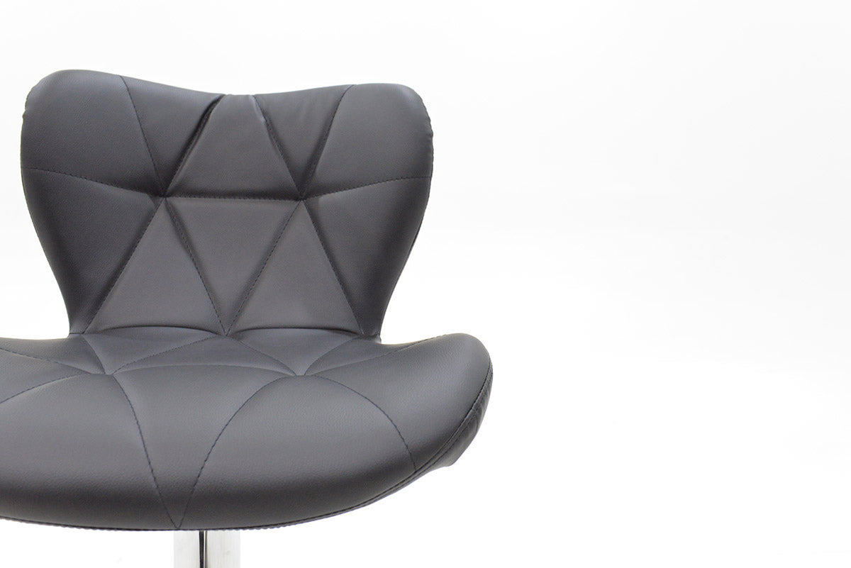 Бар стол Coozy с ПУ в черен цвят метал хром