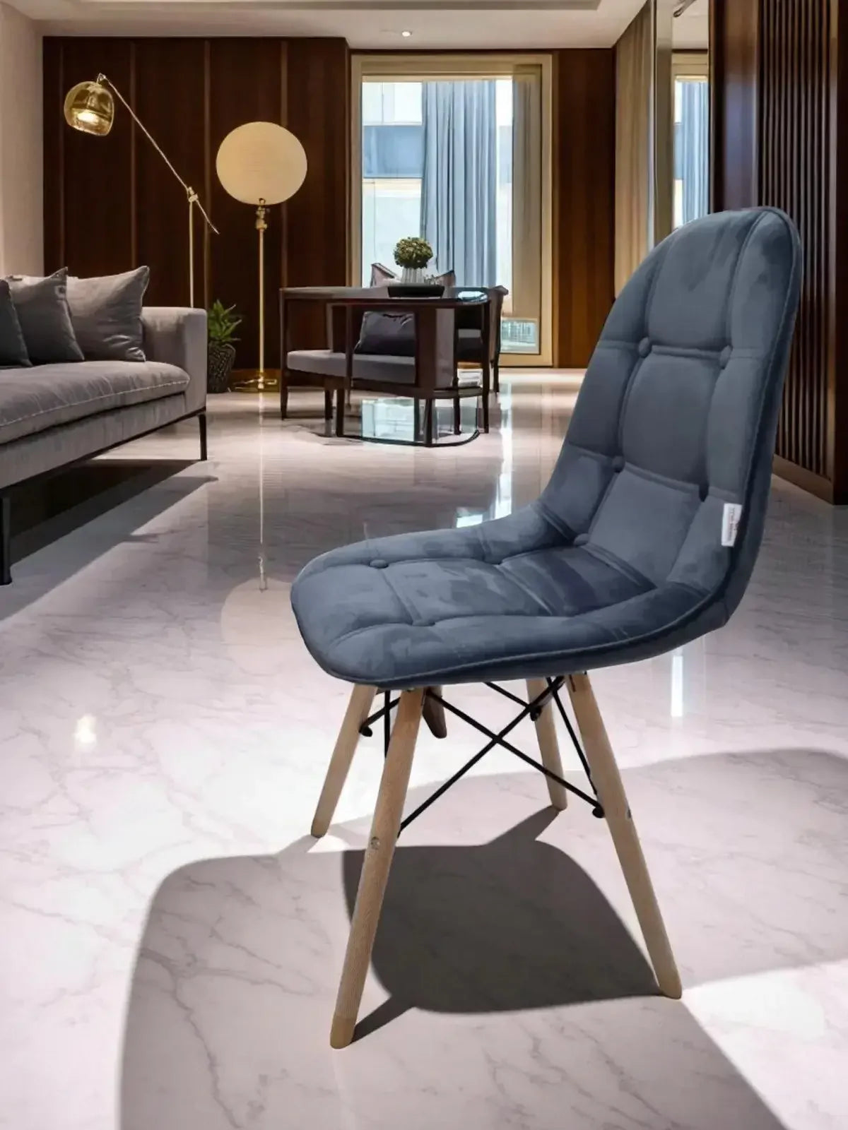 Трапезен стол Таня Бежаво кадифе