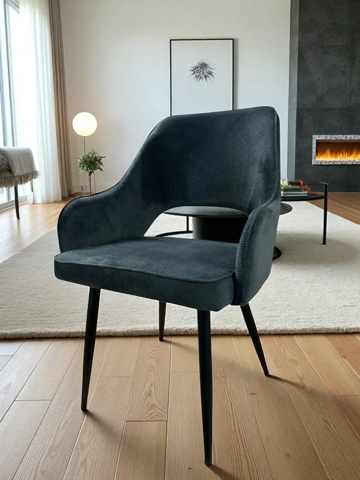 Трапезен стол Каво тъмно сива дамаска