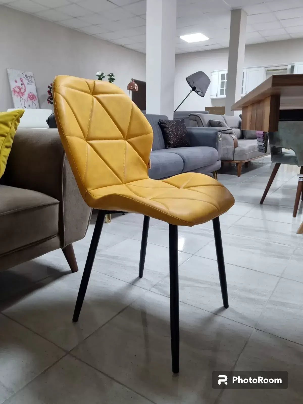 Трапезен стол Мелина PU сив