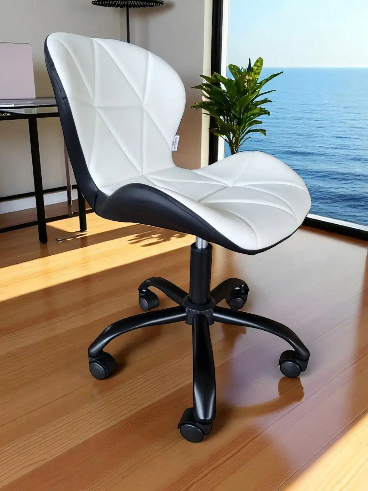 Офис стол Мелина черно/бял