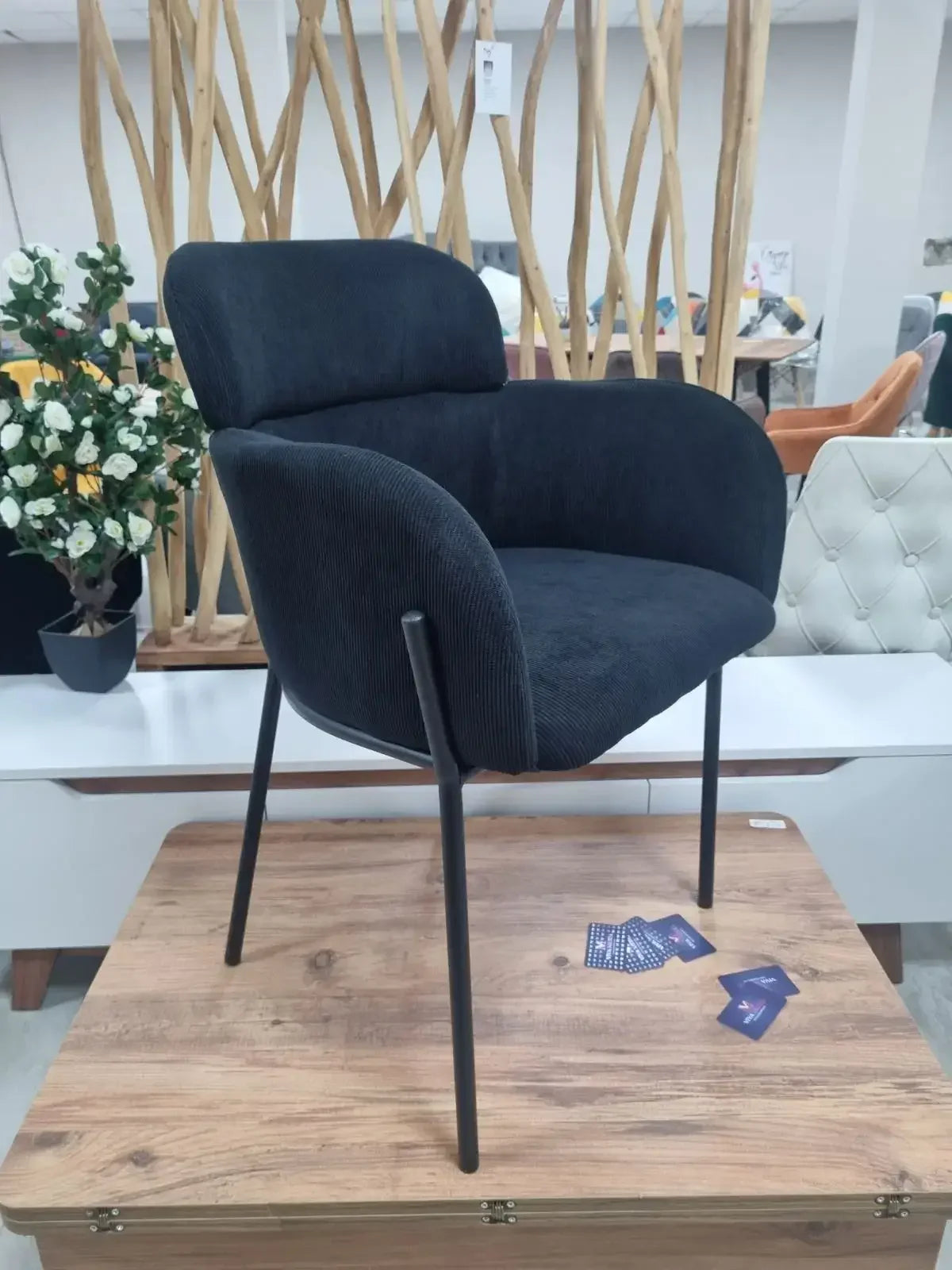 Трапезен стол Изабел сива  дамаска