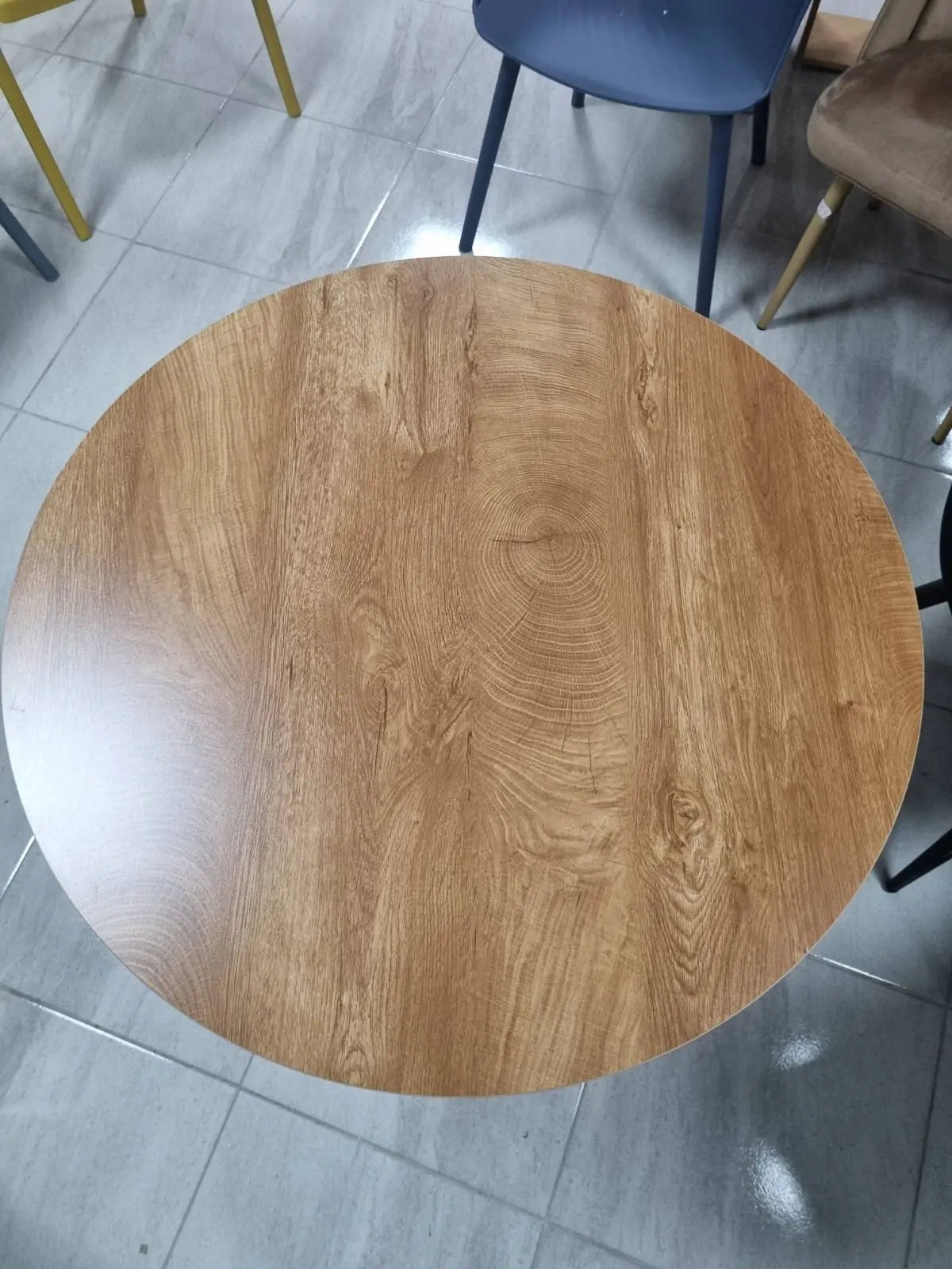 Трапезна маса Мери ф80см плот МДФ дървесен цвят/метален крак