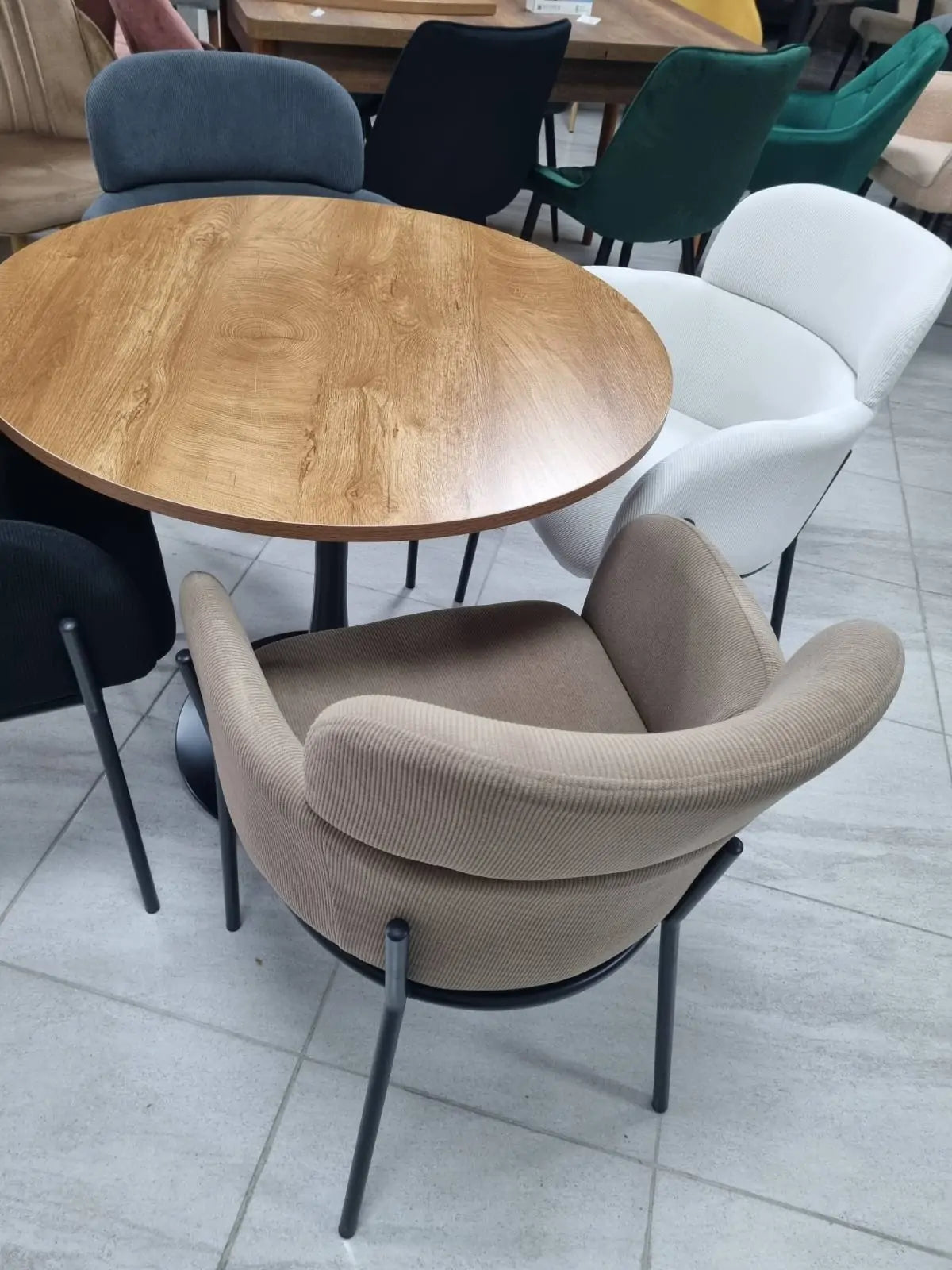 Трапезна маса Мери ф80см плот МДФ дървесен цвят/метален крак